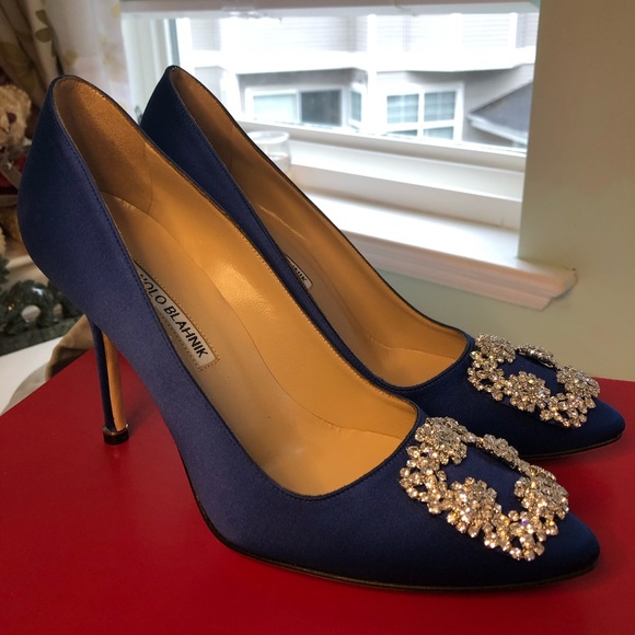 Manolo Blahnik 
Hangisi 105mm jewel-buckle pumps blue - Picture 3 of 7